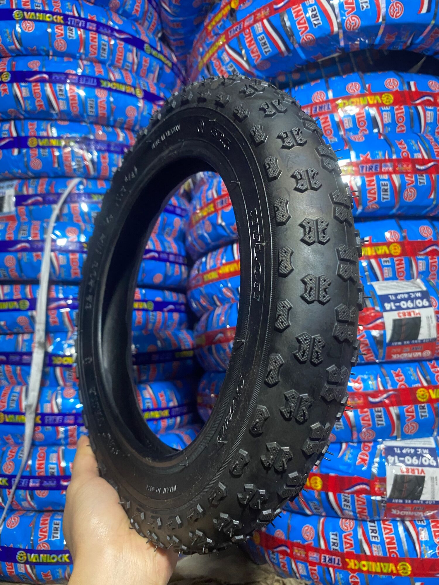 Combo 1 săm 1 lốp xe đạp trẻ em 12 x 2.125-2.5