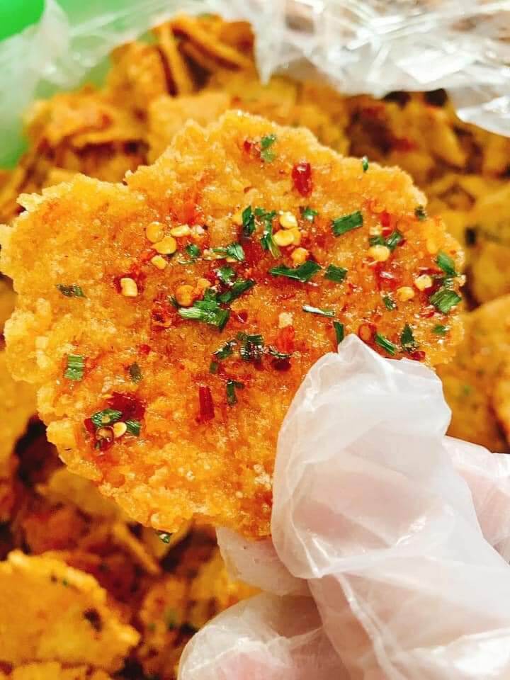 Combo 10 gói cơm cháy mắm hành (1 Gói 3 miếng)