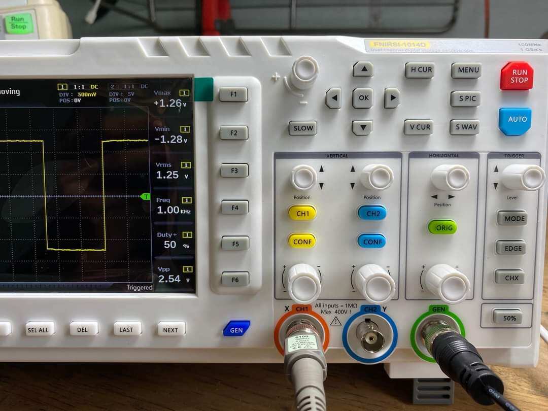 Máy hiện sóng và phát sin 2 trong 1 2 kênh 100mhz
