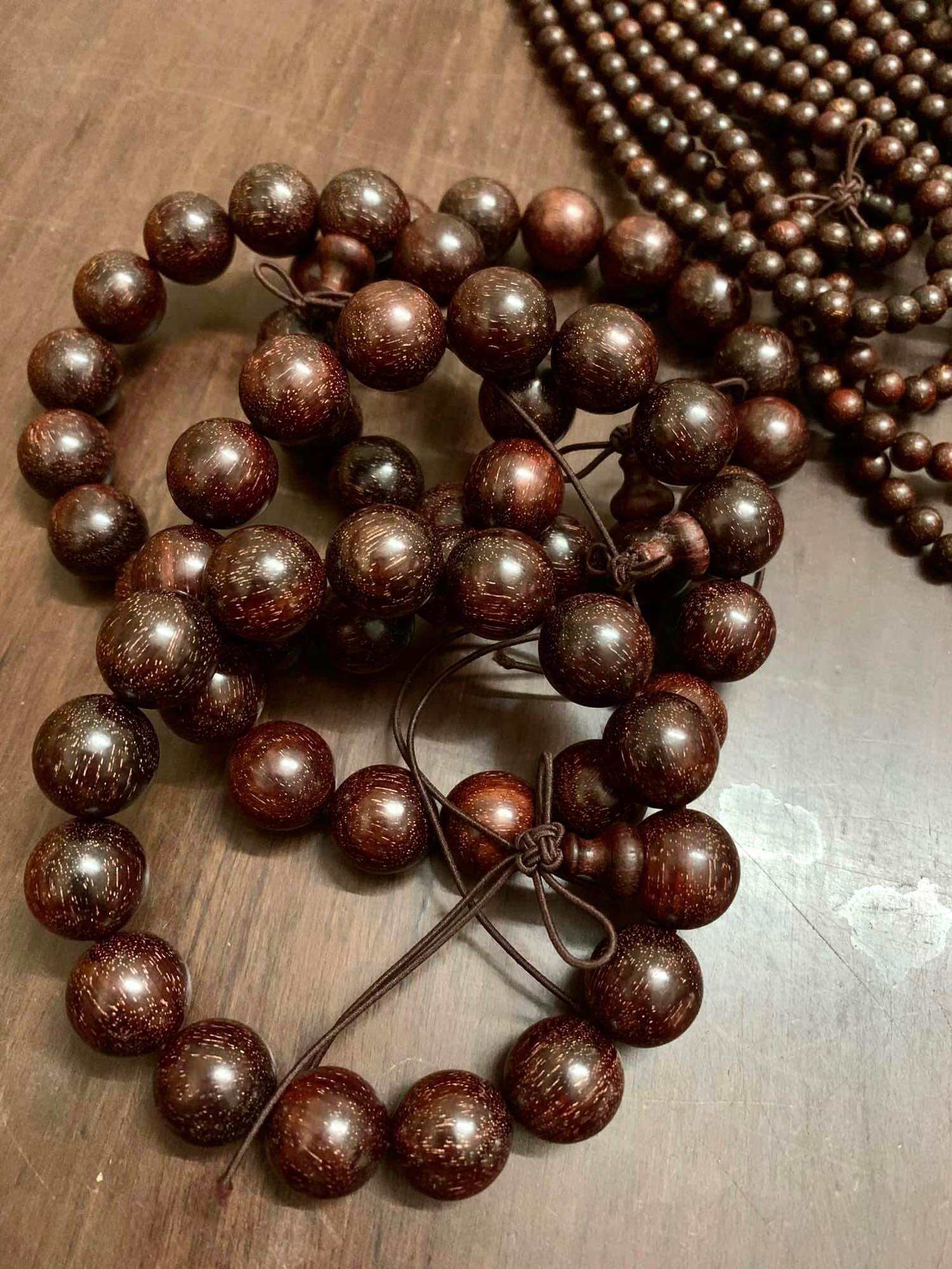 VÒNG HẠT GỖ TỬ ĐÀN ẤN ĐỘ KIM SA ĐẸP CÁC SIZE.