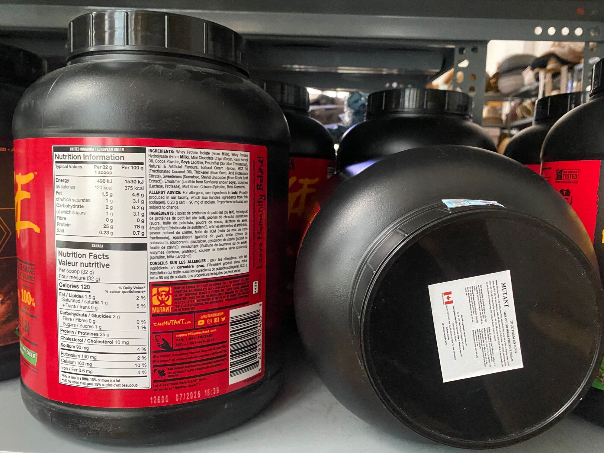 [HCM]WHEY PROTEIN - MUTANT - ISO SURGE - 5lbs (73 servings )  - Bổ sung 100% whey protein isolate - Từ Canada