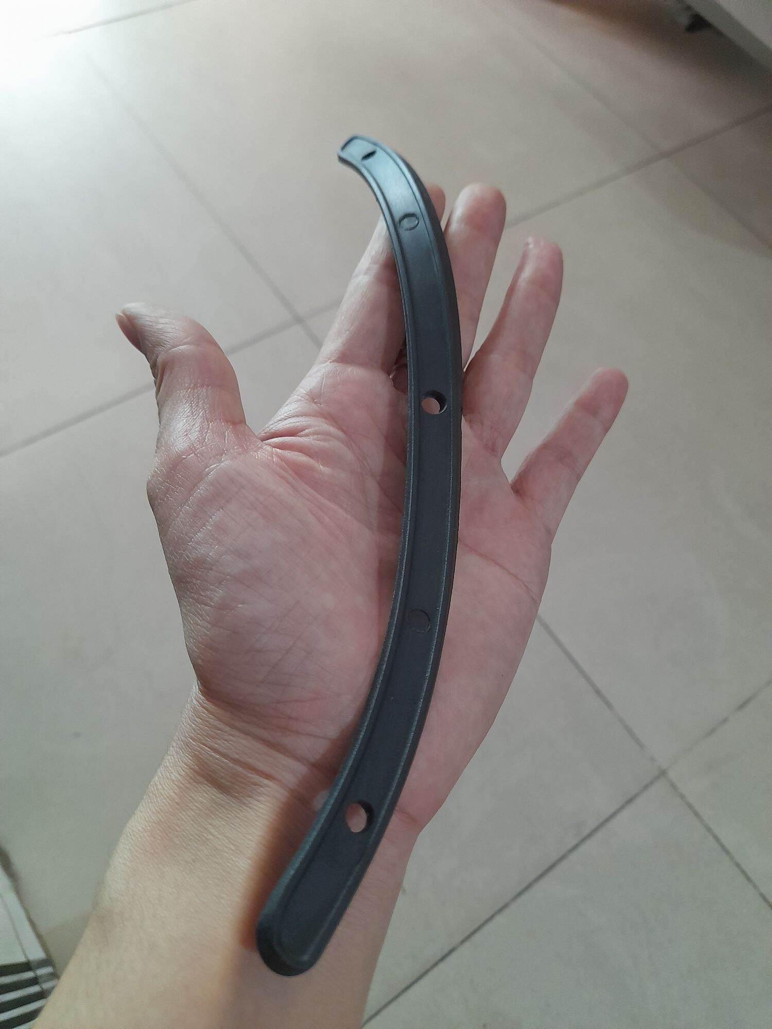 Windshields for Max Ii or Max Nhat Cars.