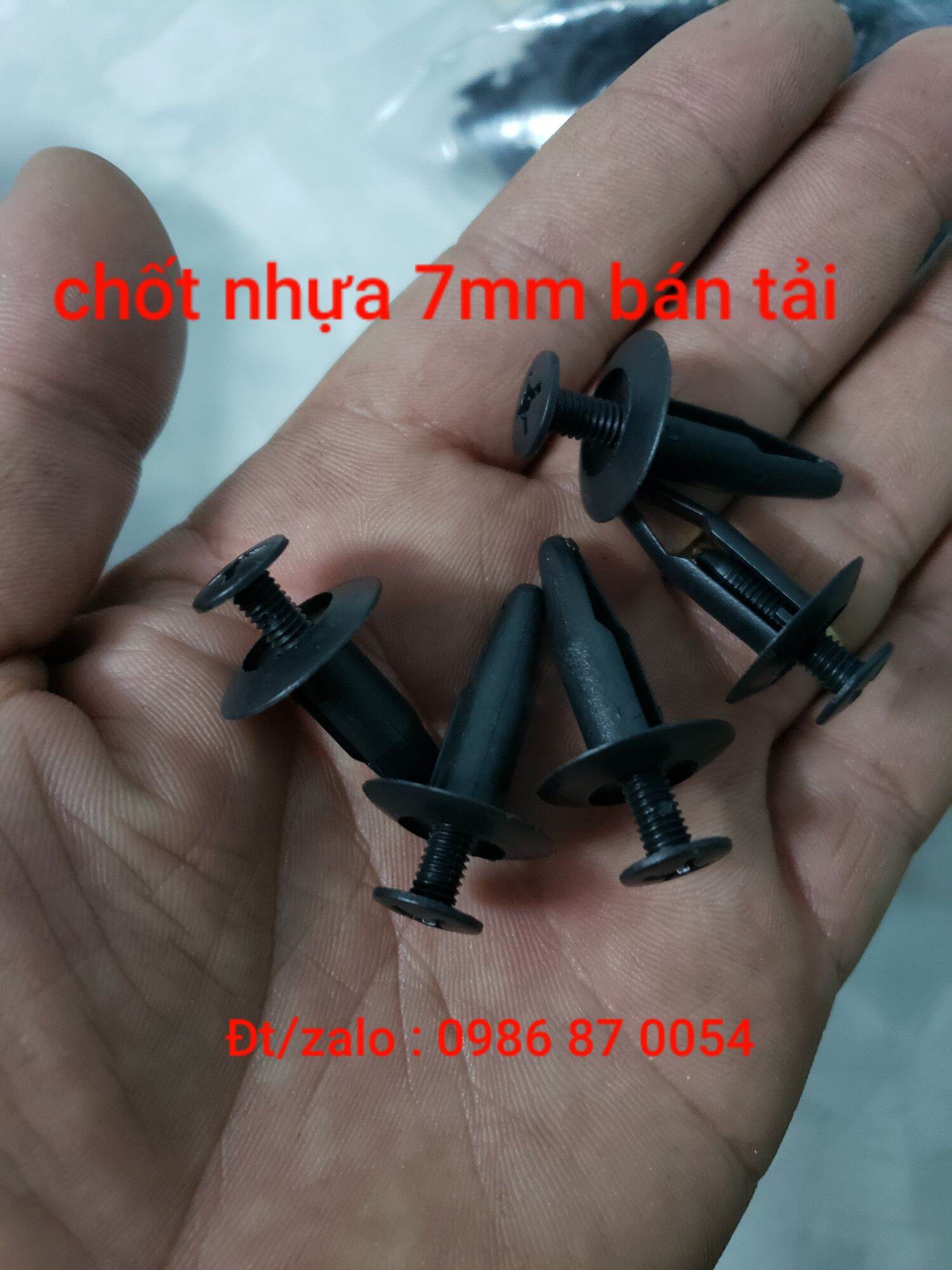 100 chốt nút nhựa ô tô 7mm bán tải