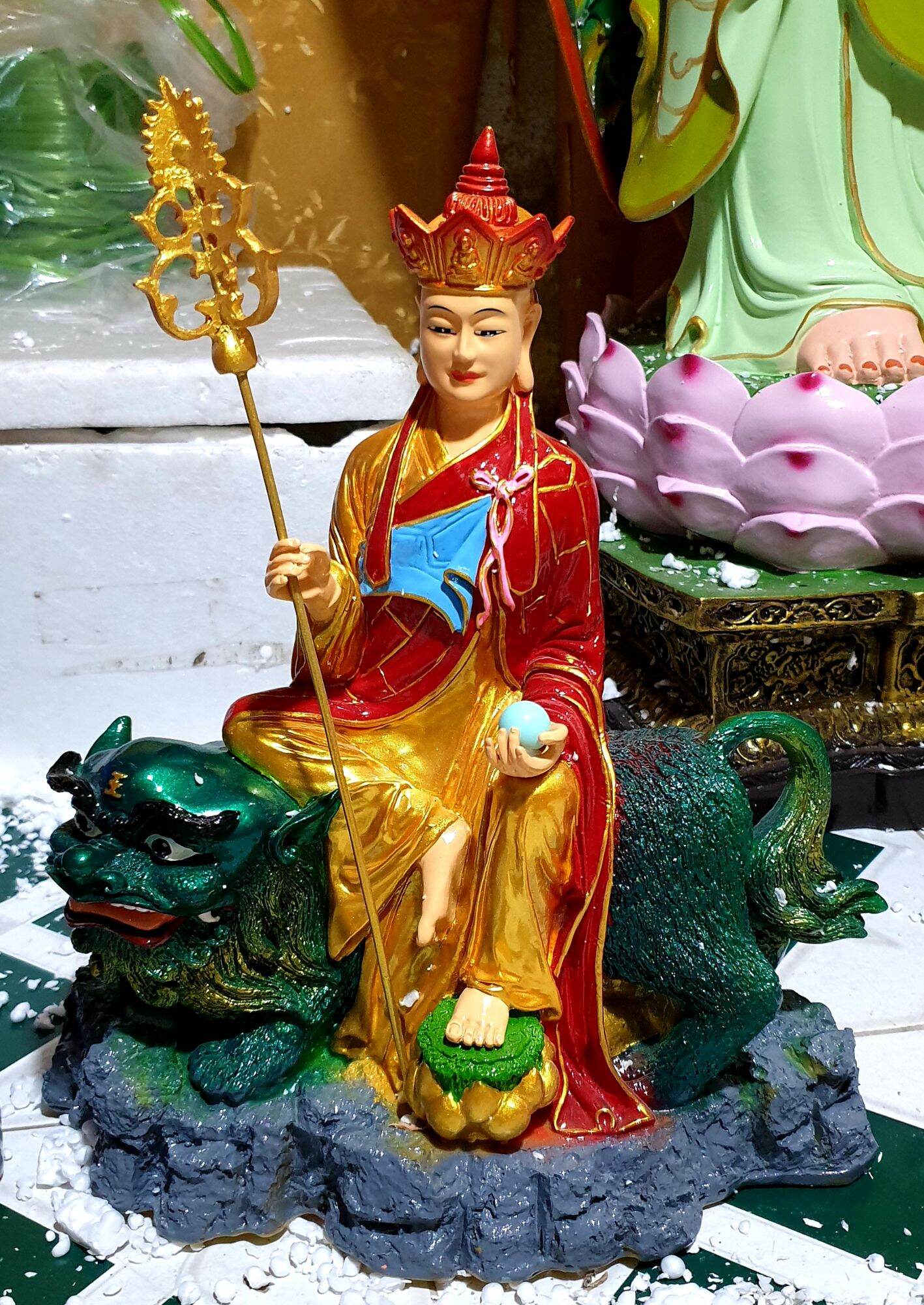 tượng Địa Tạng ngồi lân 36 cm