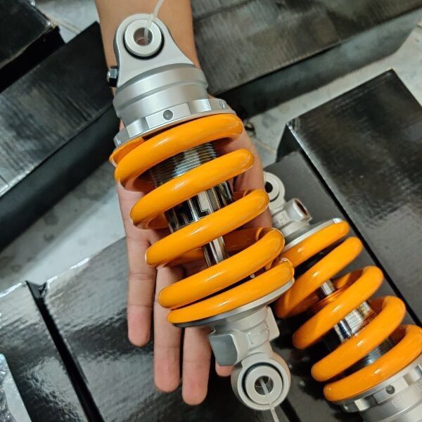 Phuộc ohlins gắn ex135 ex150