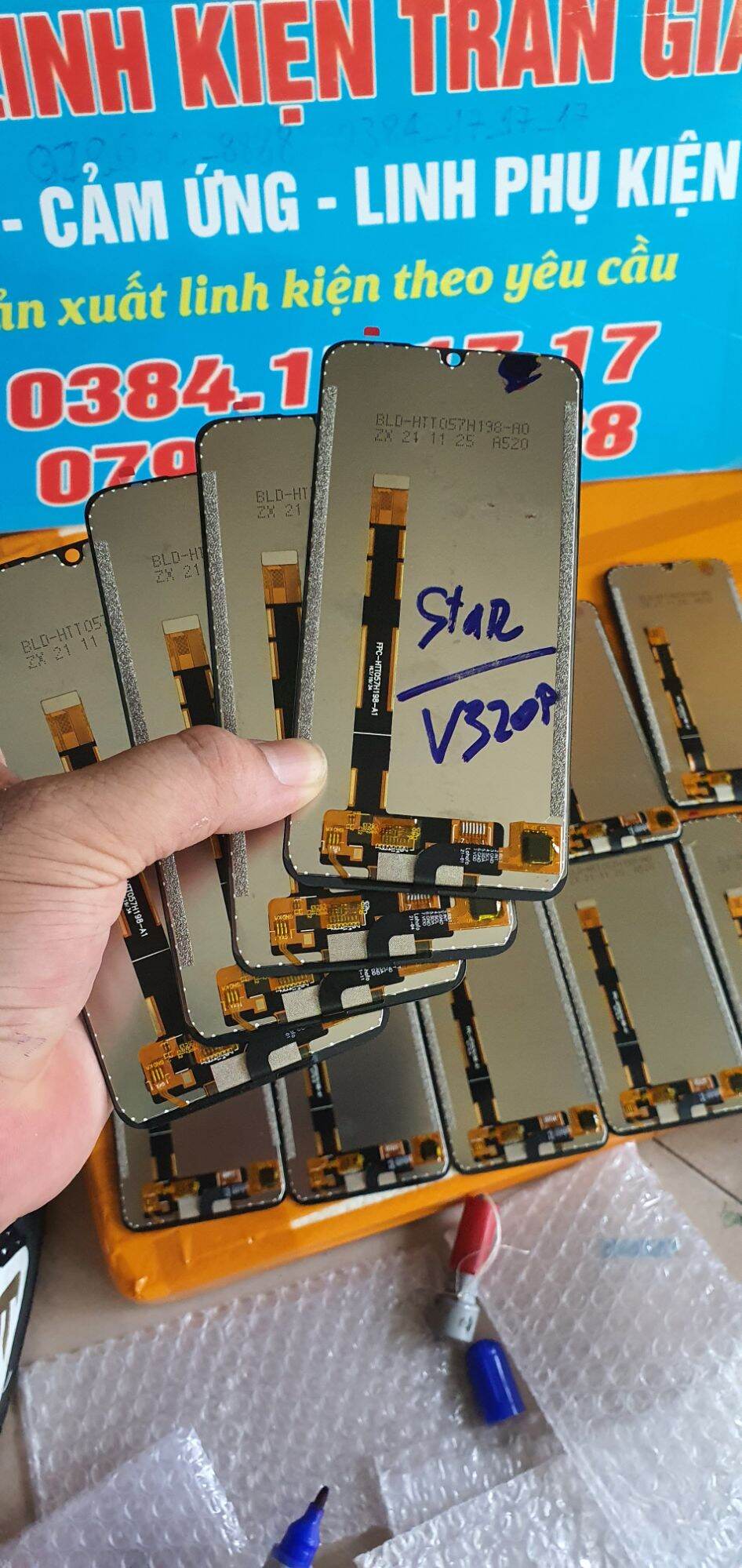 màn hình bộ vsmart v320A /star zin