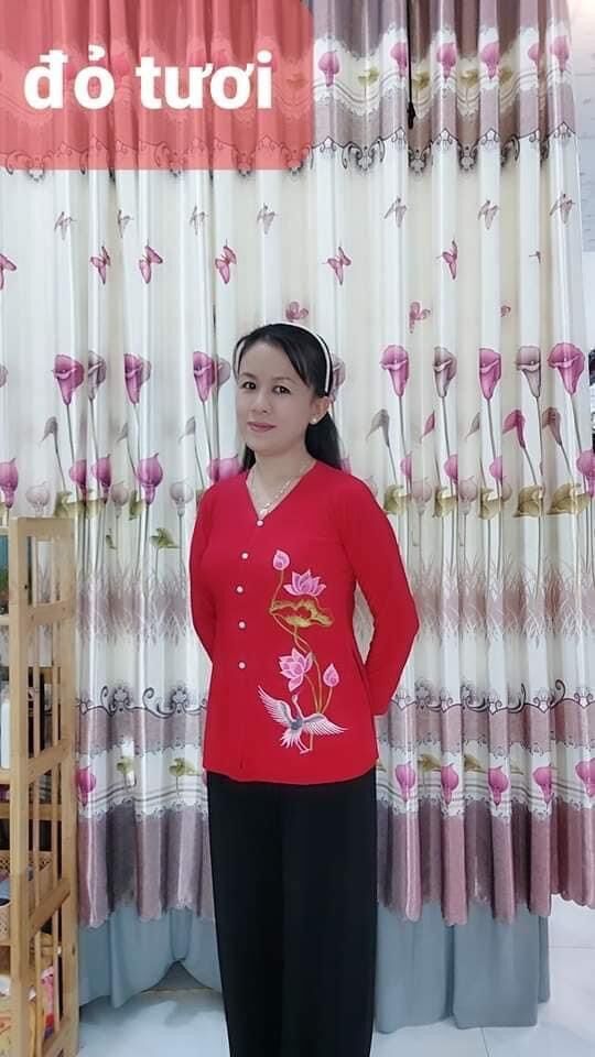 Áo Thêu Hoa sen hồng hạt ( chưa kèm Quần)