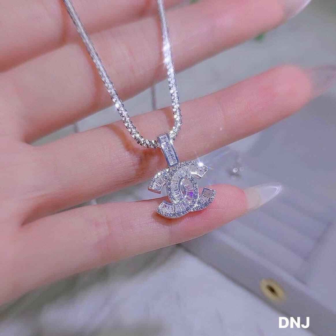 VÒNG CỔ BẠC TA HÌNH CHỮ X DÀY DẶN
