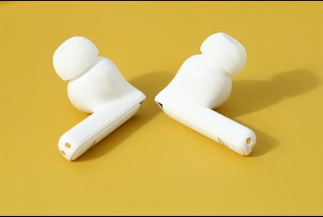Tai nghe Bluetooth True Wireless Rezo Air trưng bày 99%