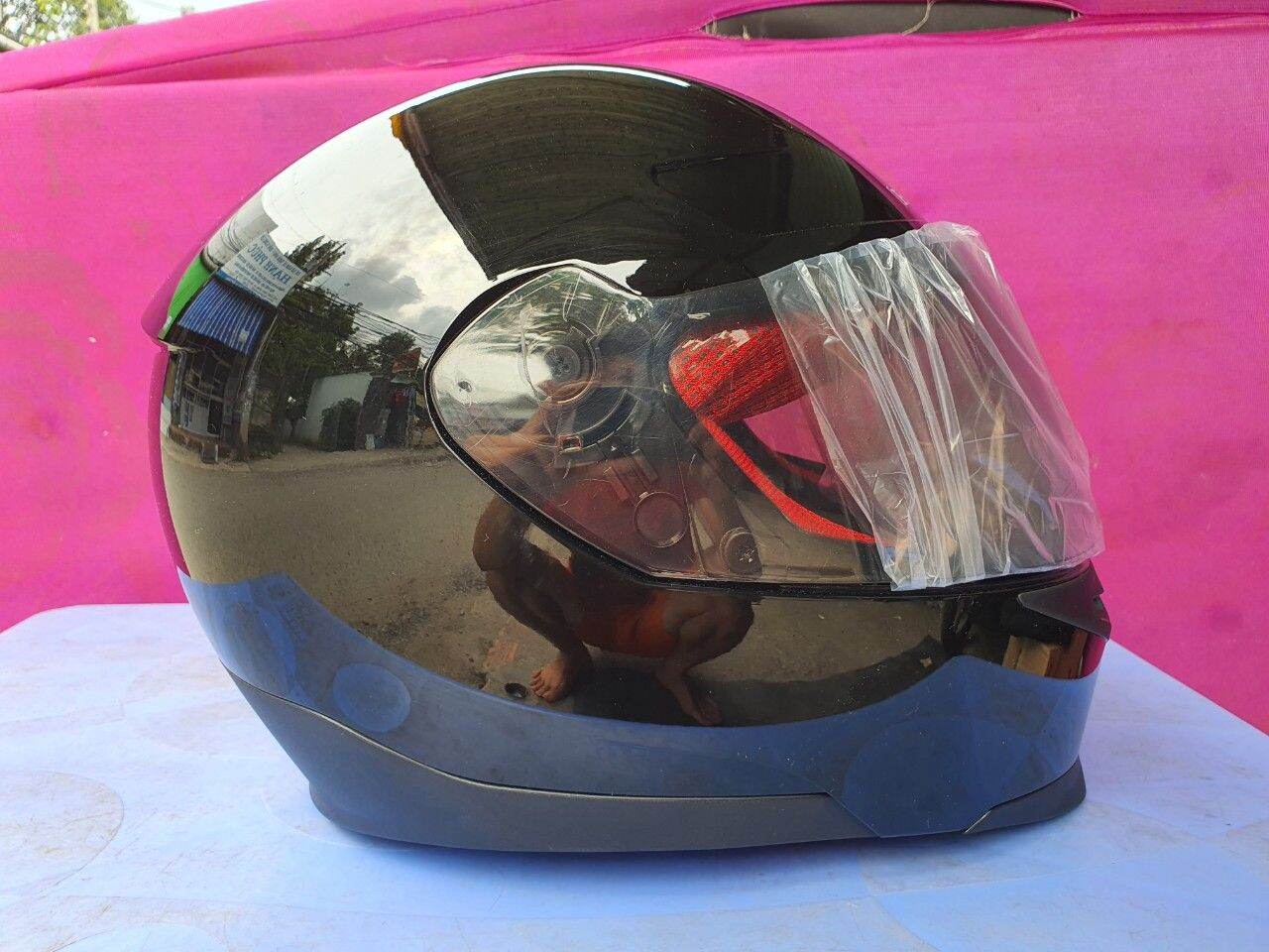 Nón (mũ) bảo hiểm  fullface có xước nhẹ