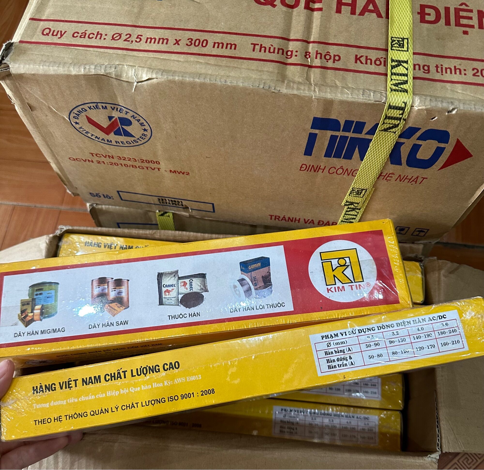 Que Hàn Sắt Kim Tín 2.5 ly (Giá 1 Hộp 2,5kg)