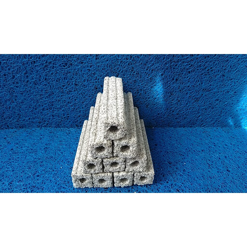 SỨ LỌC NƯỚC , SỨ THANH LỌC NƯỚC CHO HỒ CÁ ( 16 x 4 x 4cm)