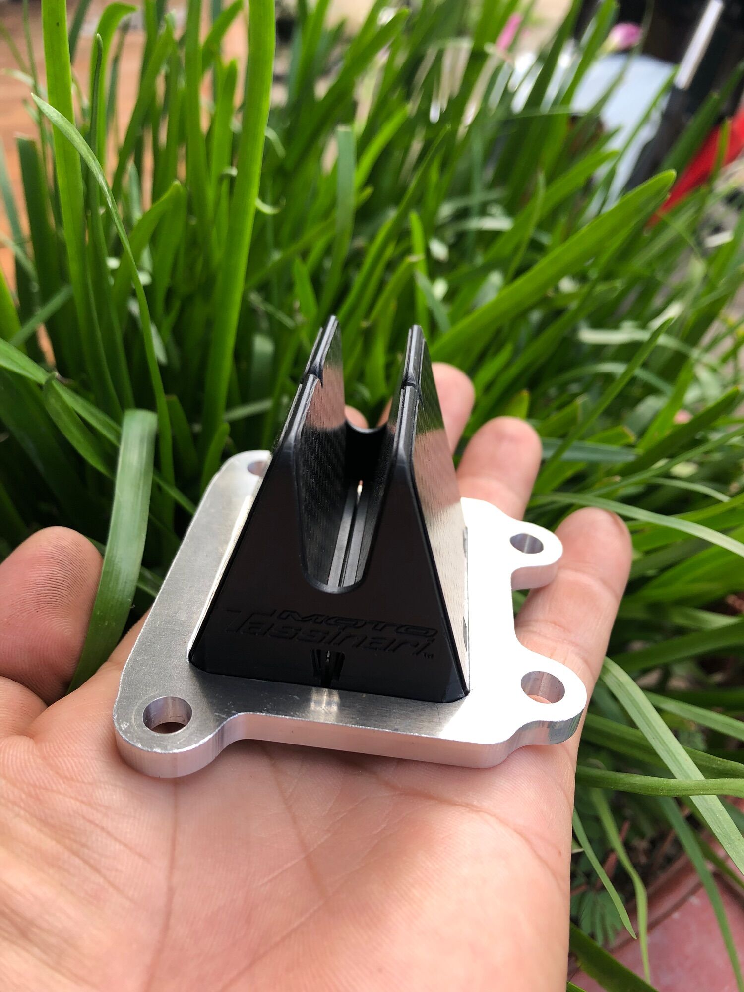 Lưỡi gà xipo 2 cổng nạp