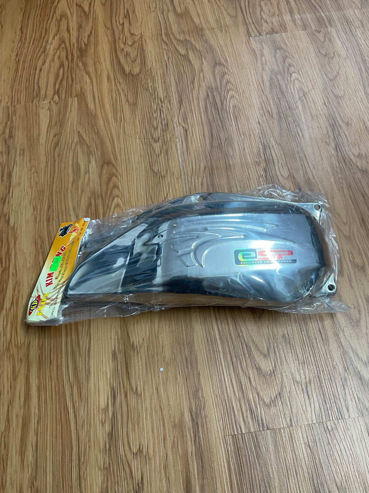 Ốp bầu gió (pô e) xe PCX (đời 2012->2017) inox cao cấp sáng bóng trắng
