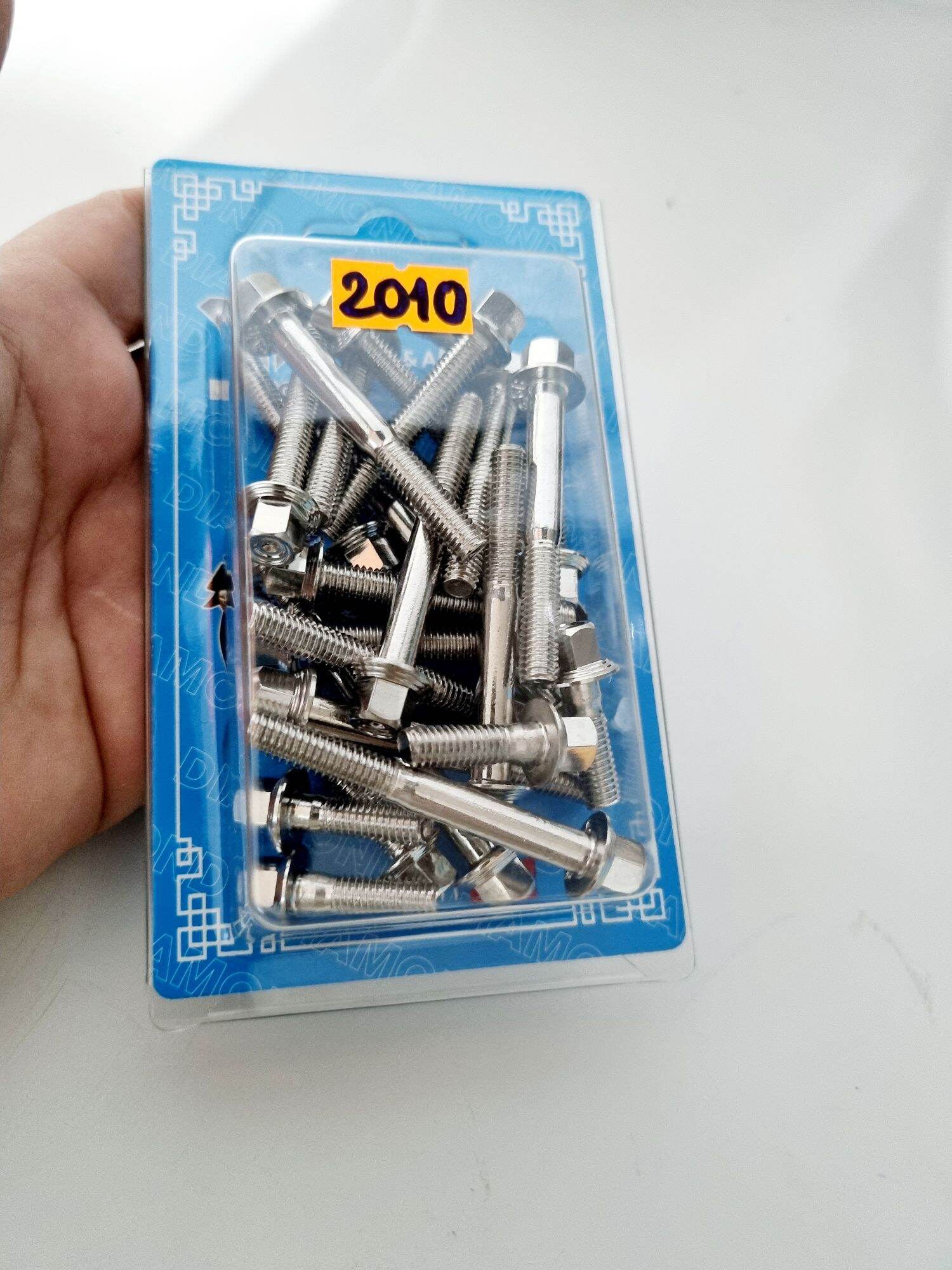 Bộ ốc máy ex 2010 thái 25 con tặng long đền đỏ