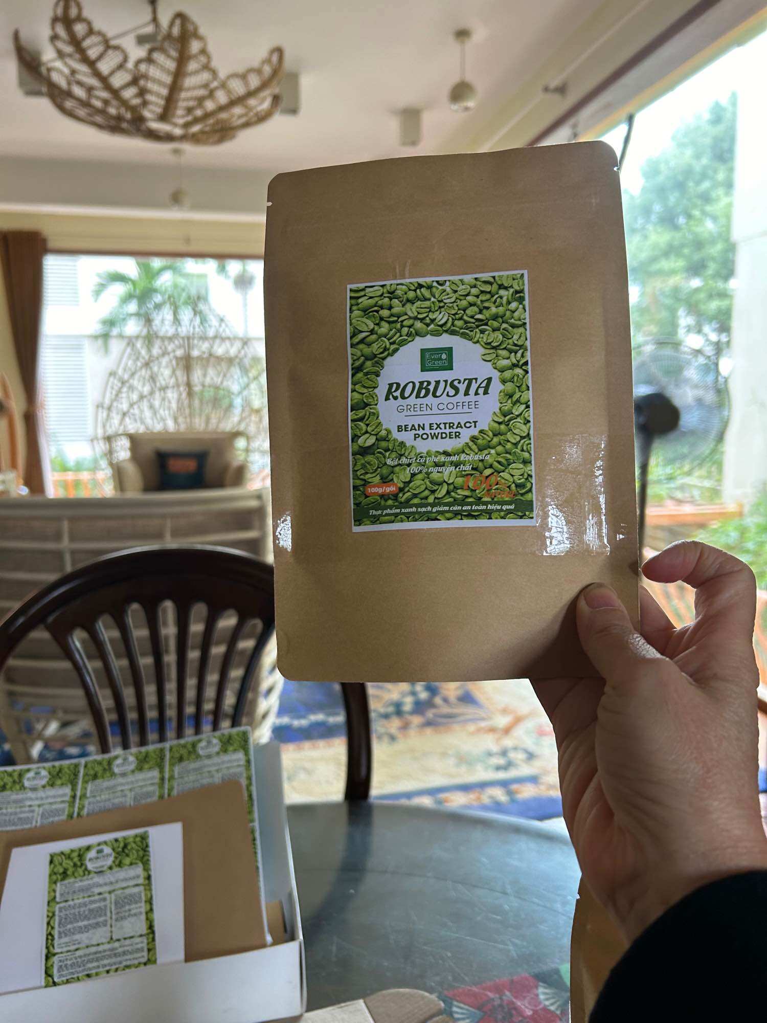 1kg Hạt cà phê nhân xanh organic Robusta Đăk Lăk chưa rang
Hạt được trồng tại trang trại Dangfam - thôn Cư Suê - Cư M’gaả- Đăk Lăk, nay là xã Quảng Phú. 
Canh tác hữu cơ, trồng cà phê xenh canh.