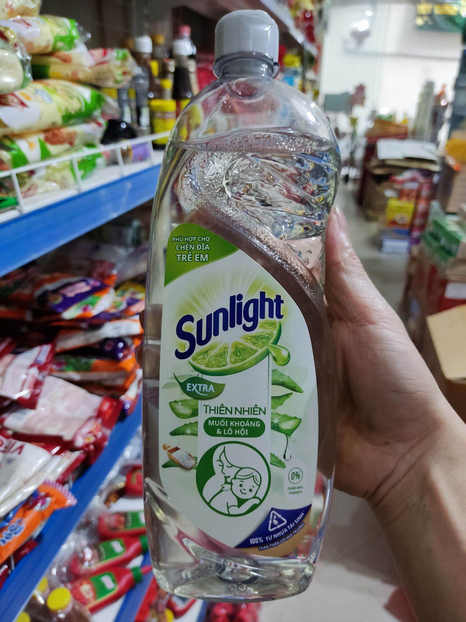 Nước rửa chén Sunlight thiên nhiên chai 750g