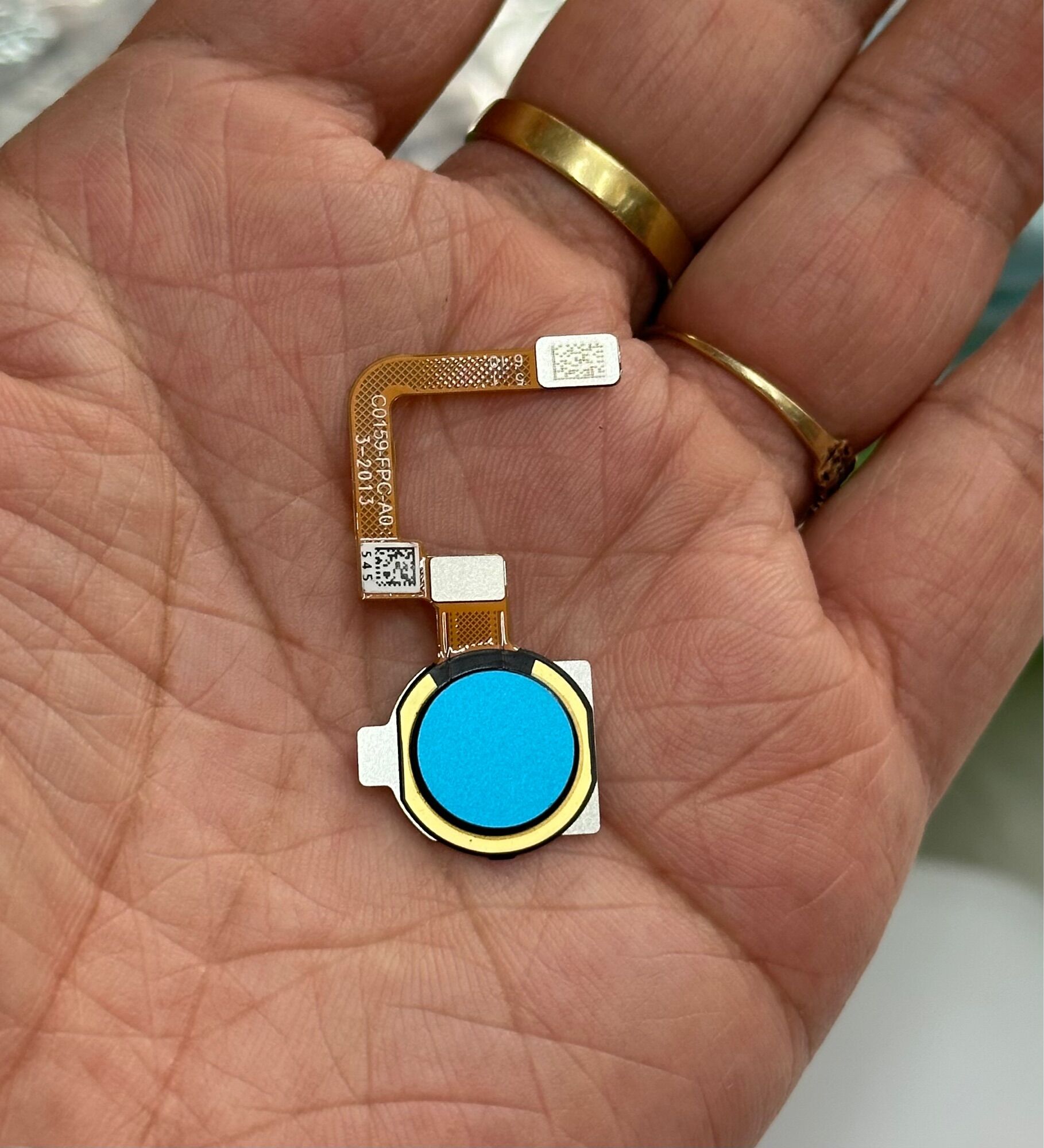 Vân tay realme c3
