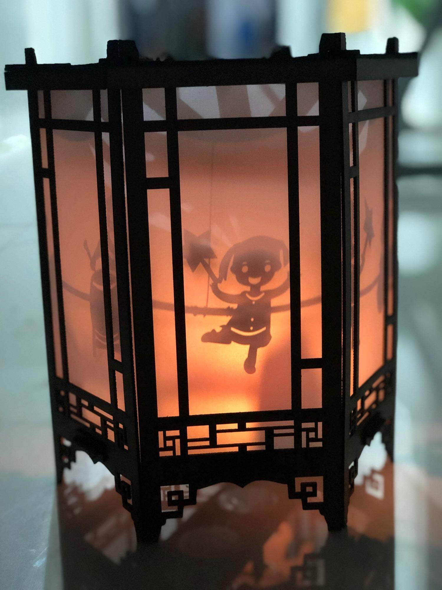 Lồng đèn kéo quân Handmade