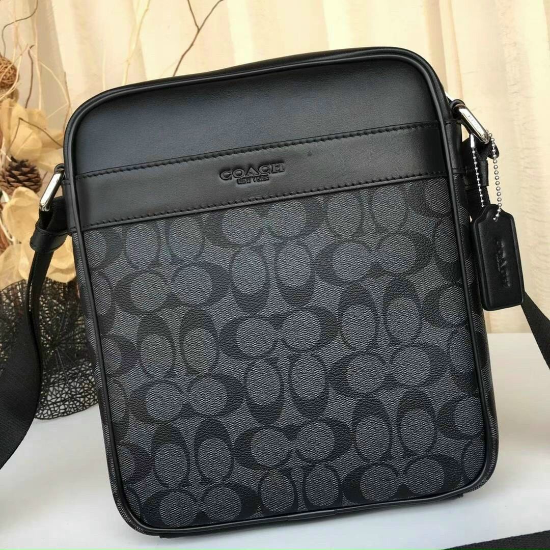 [HCM]Túi đeo chéo nam da thật phối canvas bền bỉ C🅾️.ach for men