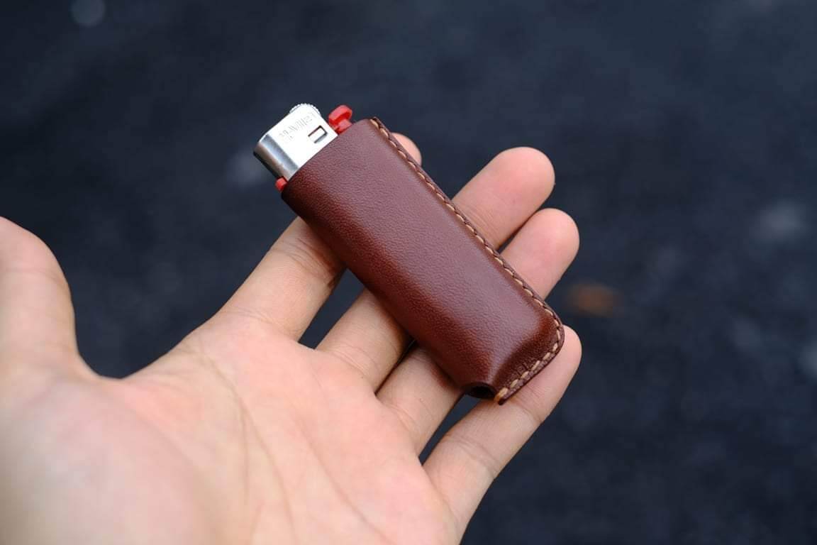 bao da kèm bật lửa