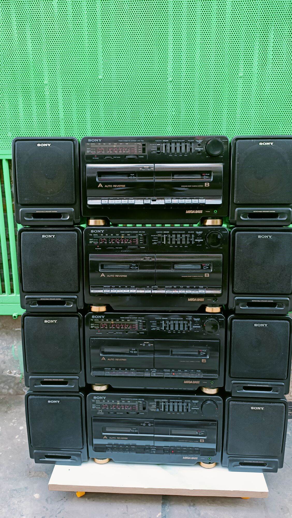 đài cassette Sony 710s