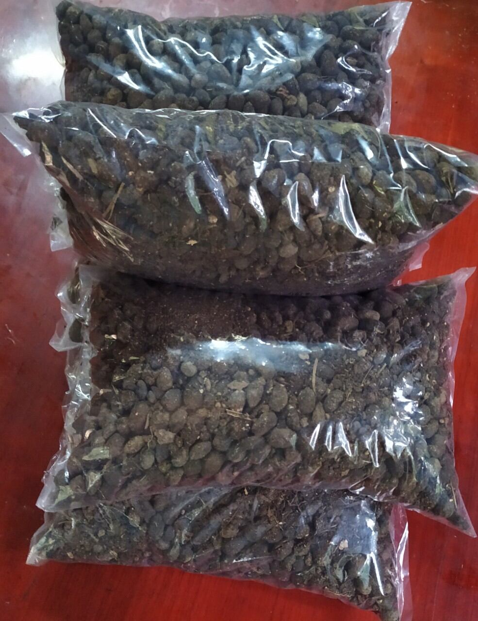 Compo 2 gói phân dê đã qua xử lý túi 1kg