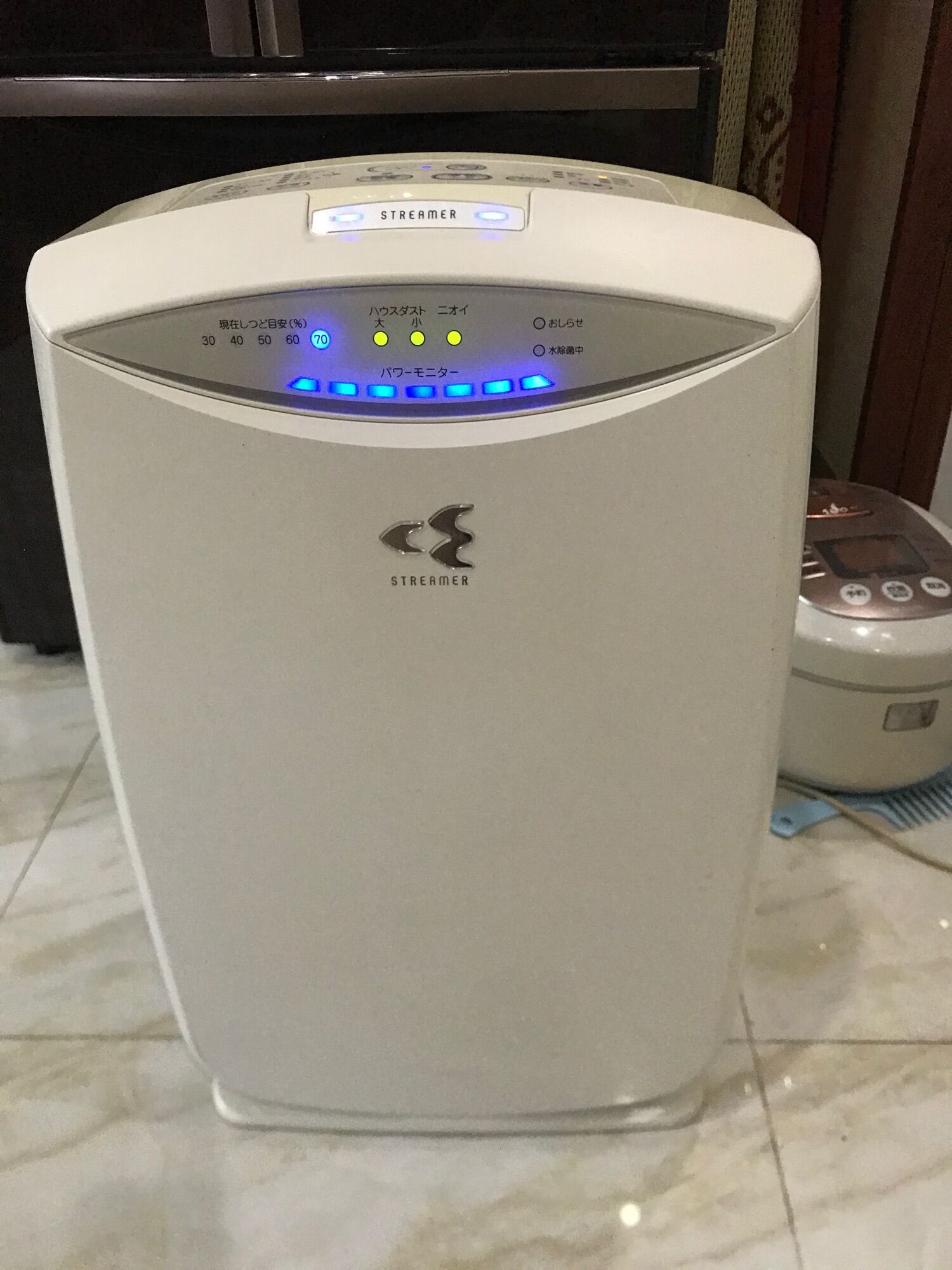 Màng than hoạt tính Daikin MCK55