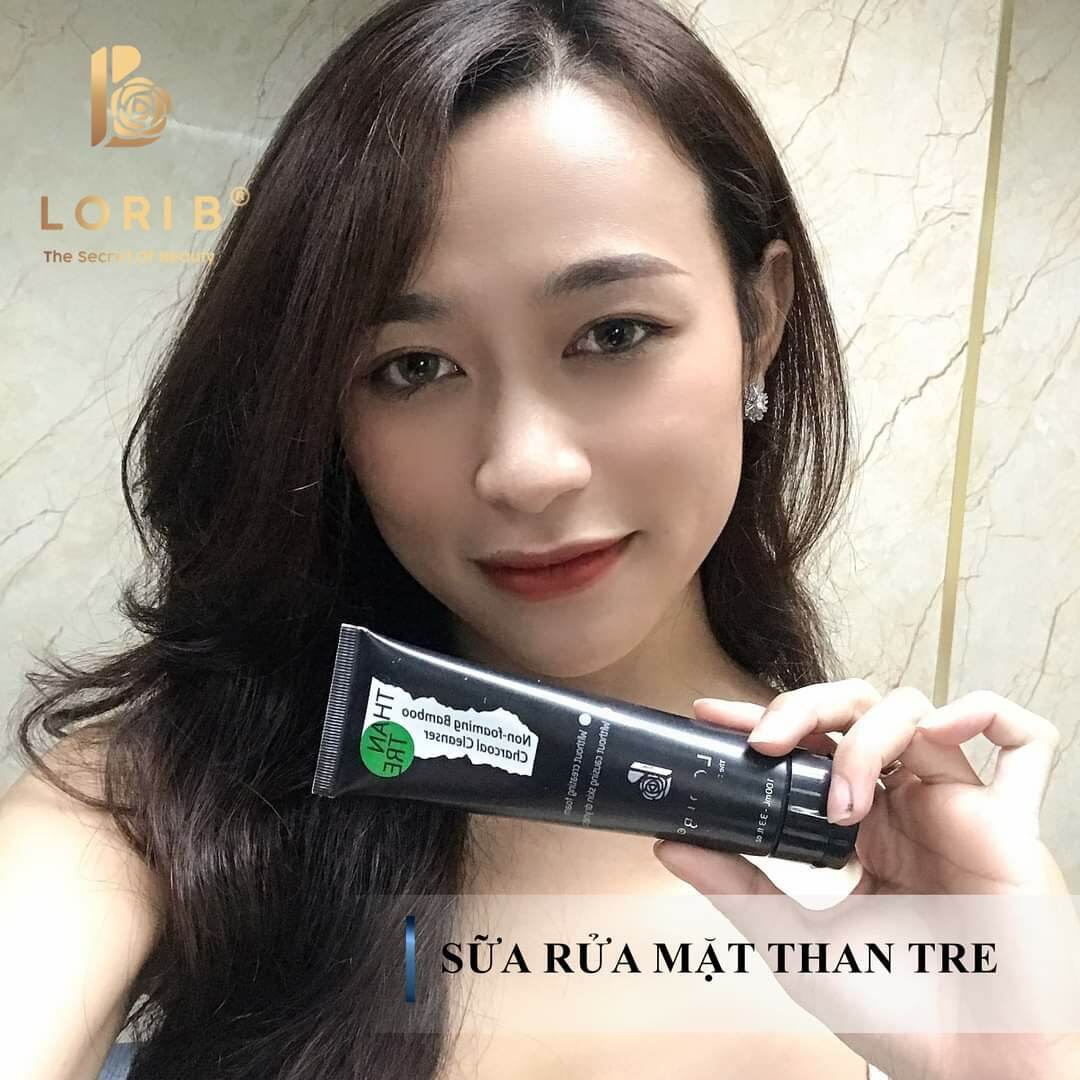 [HCM]Sữa rửa mặt than tre Lori B