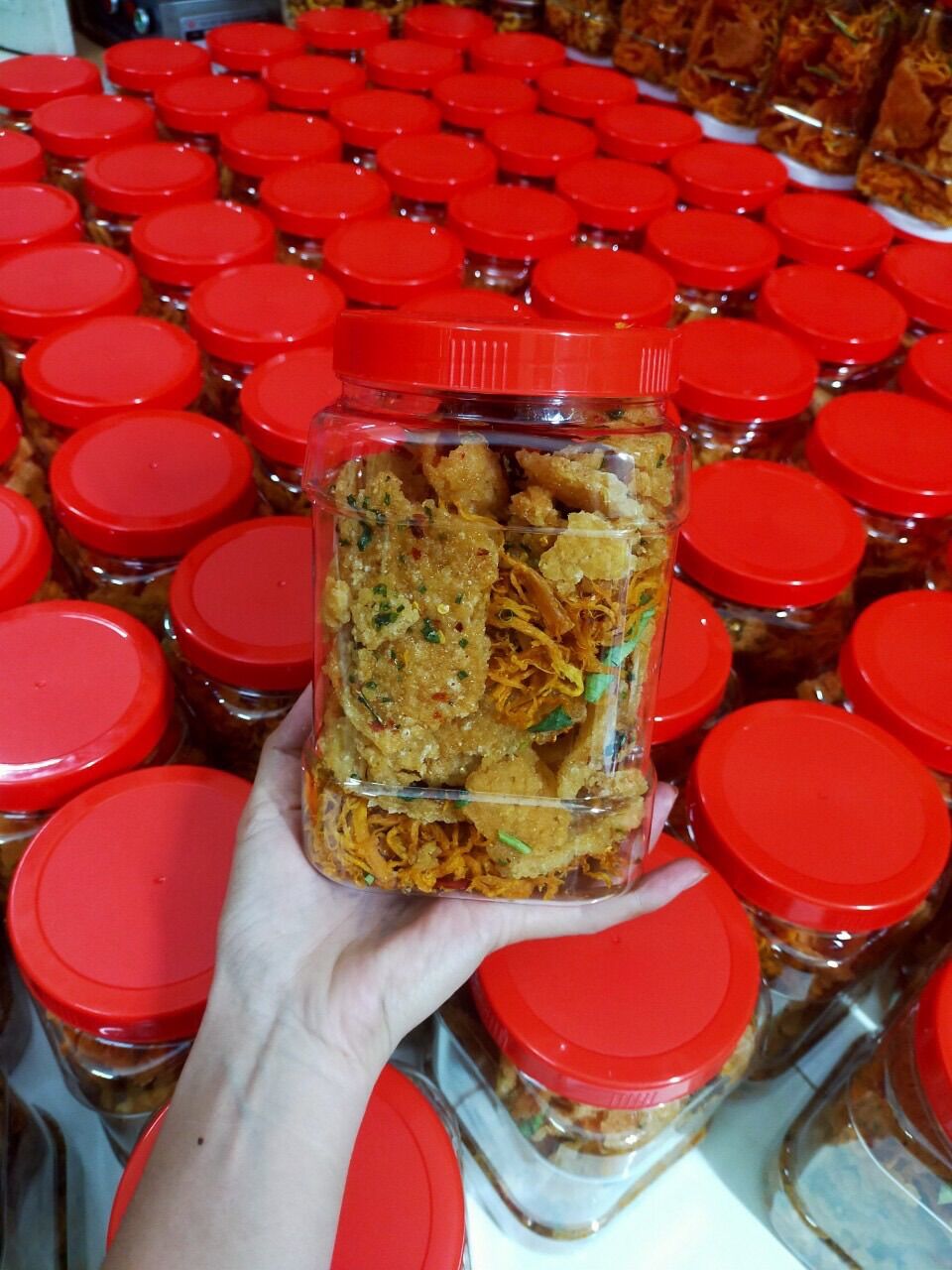 Cơm cháy nước mắm lắc khô gà hủ 500gr