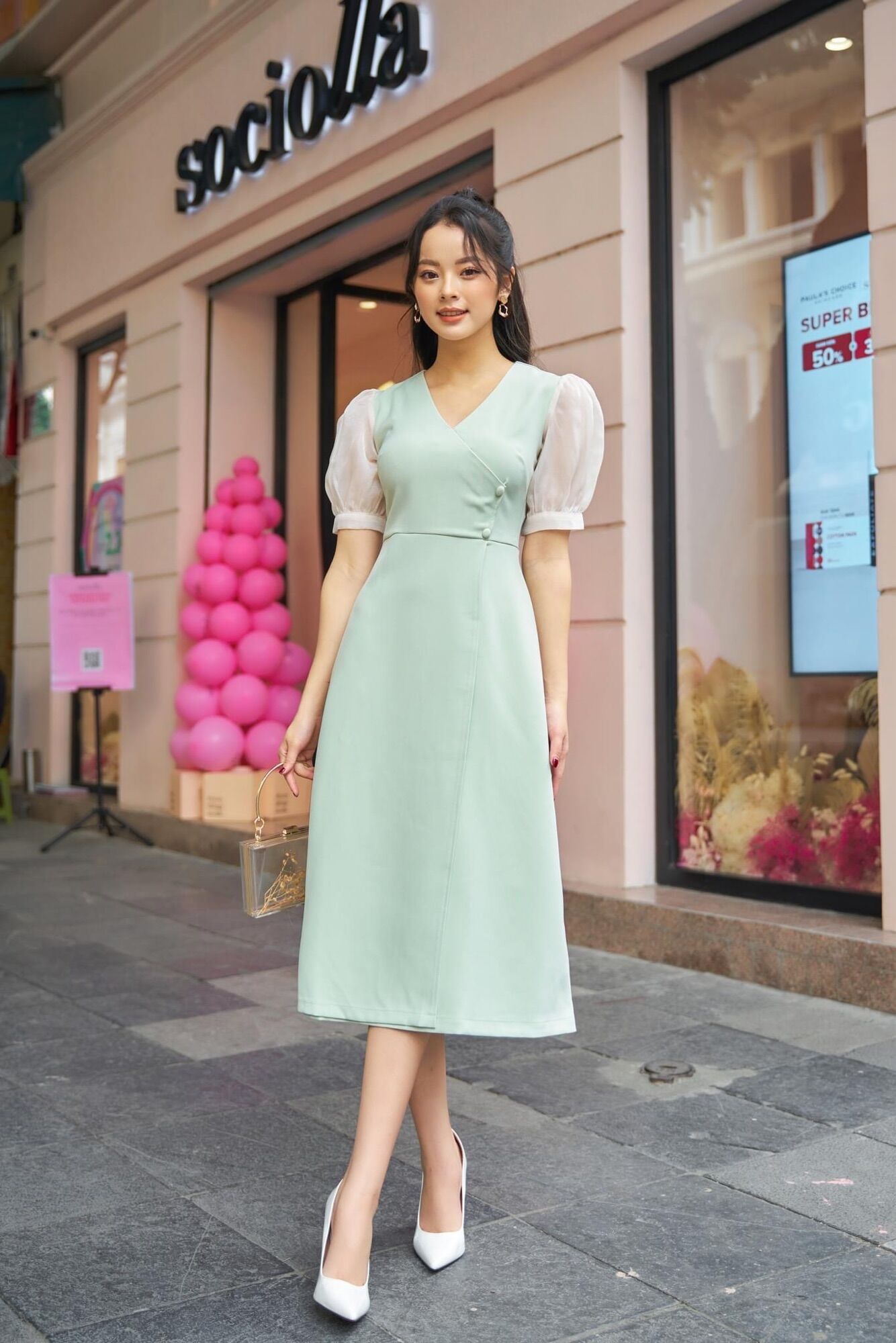 Ceci Cela - Đầm Vạt Chéo Cổ V Thanh Lịch Versus