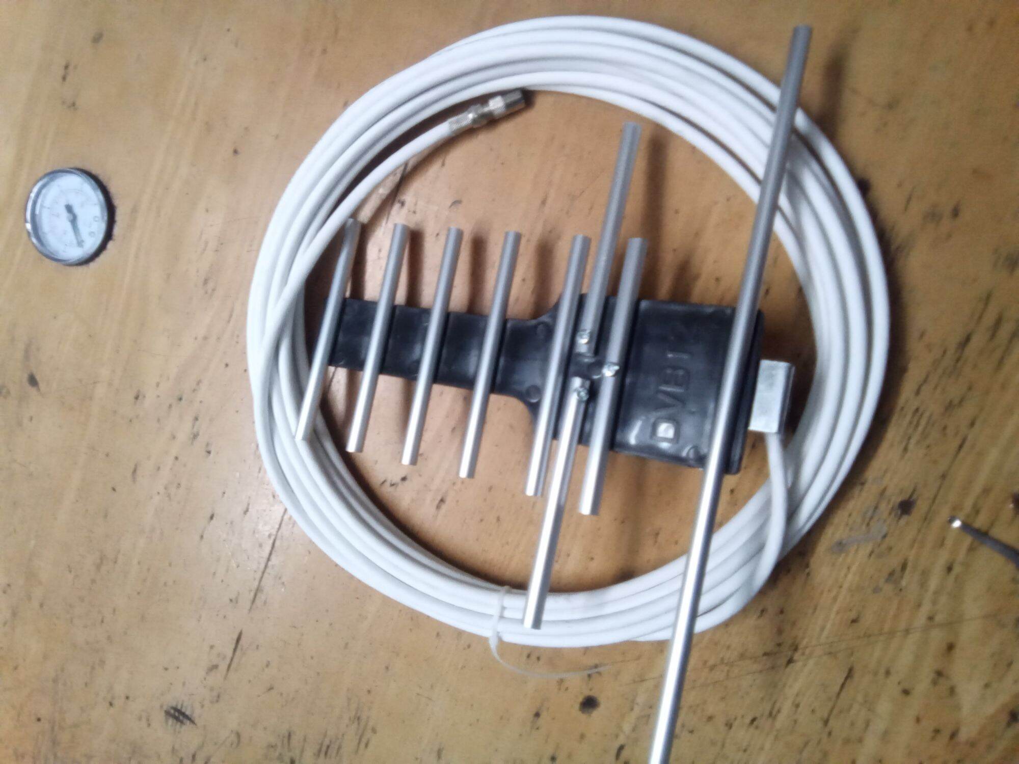 Anten chuẩn cho tivi & đầu thu KTS DVB• T2