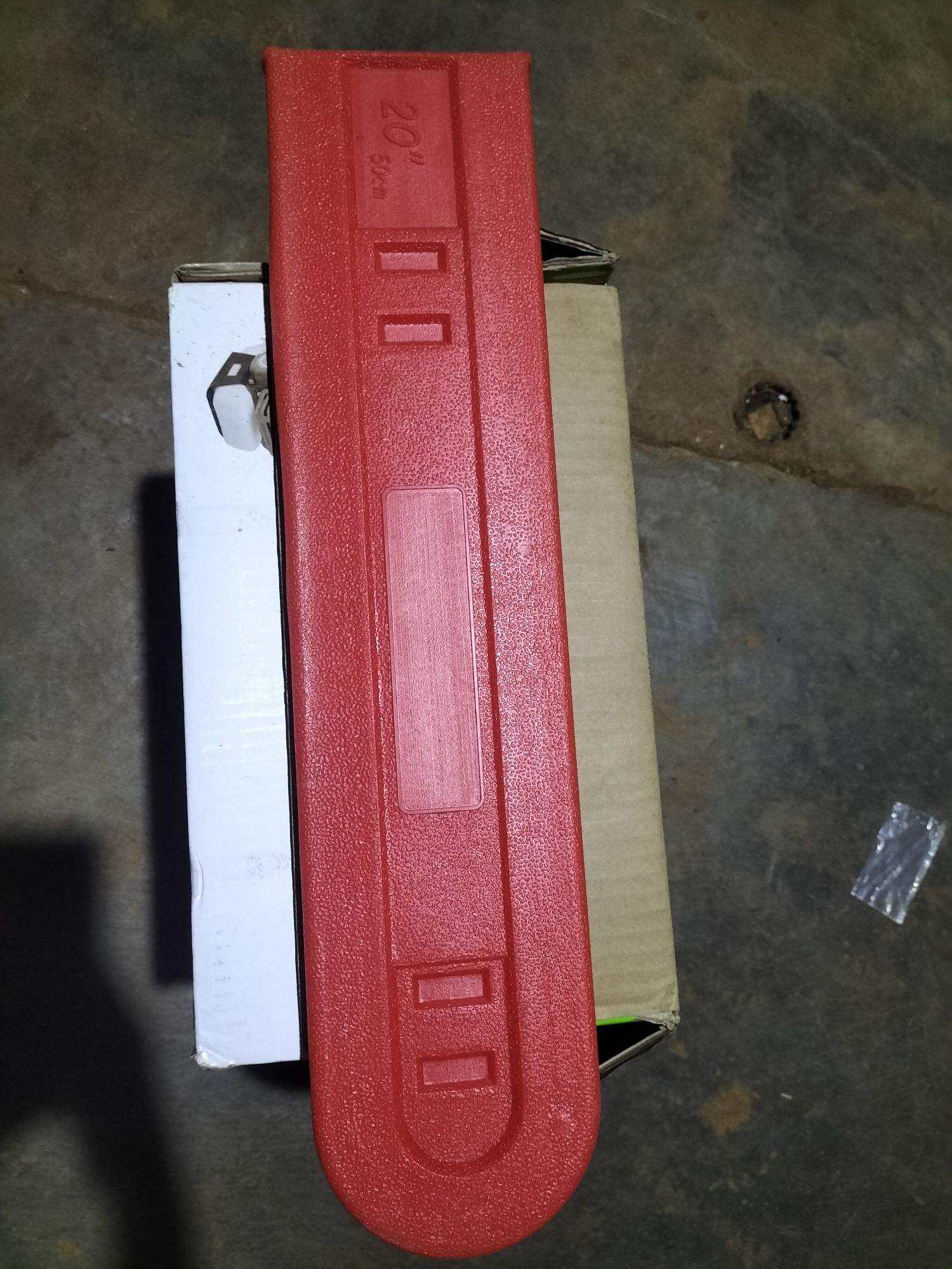 ốp lam nhựa máy cưa xích