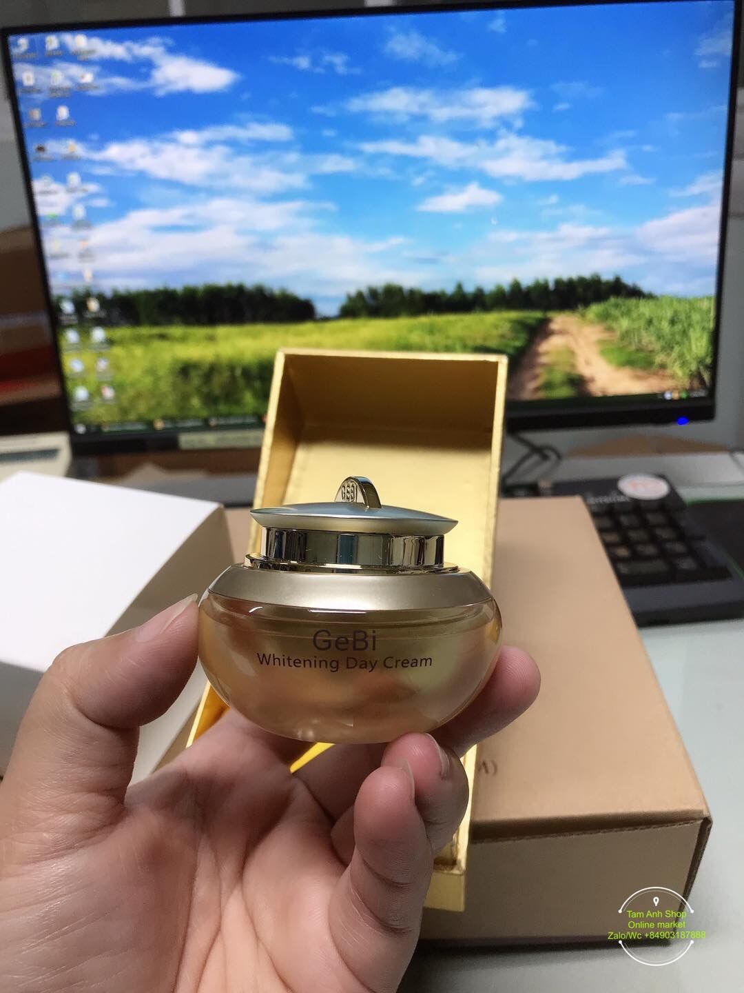 KEM DƯỠNG DA BAN NGÀY YANGGE GEBI ĐÀI LOAN 15ML LÀM SÁNG, DƯỠNG ẨM, NÂNG CƠ, SĂN CHẮC, CẢI THIỆN LÀN DA XỈN MÀU