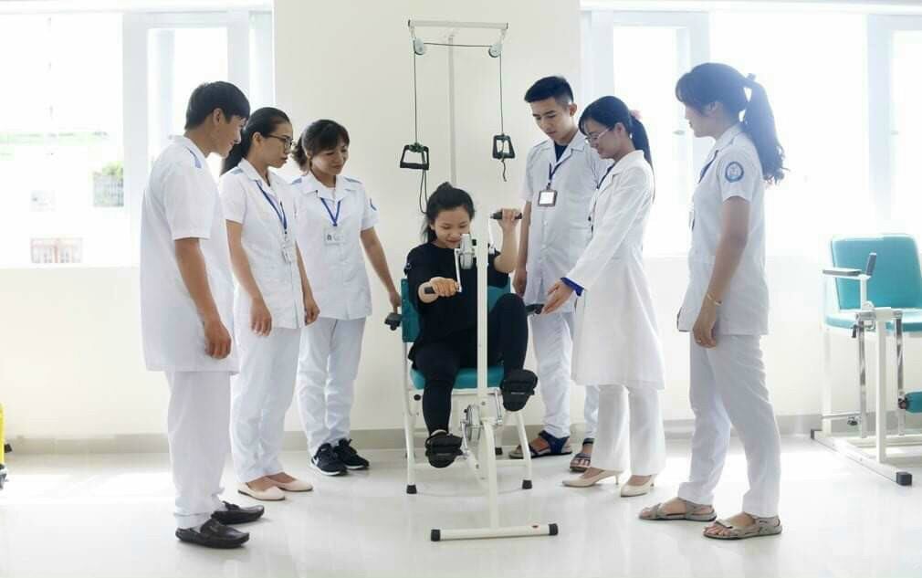 ghế tập tay chân phục hồi chức năng