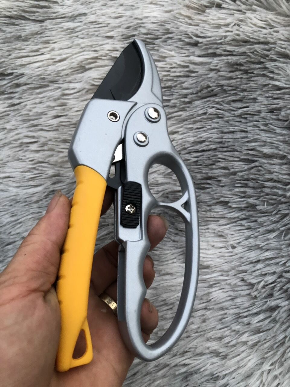 Kéo cắt cành cộng lực Đức