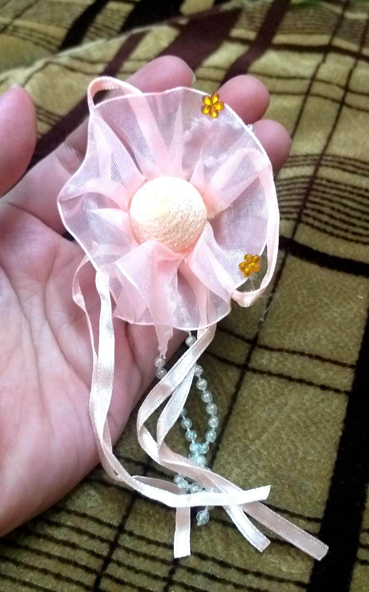 Hoa cài áo trang trí cho bé