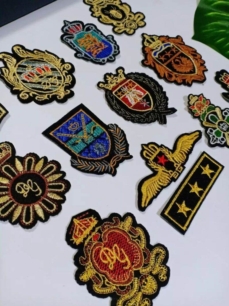 Bộ 5 Sticker Huy Hiệu Thêu Ủi Cao Cấp (Ảnh Thực Tế 100%)
