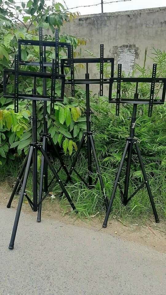  chân tivi 32 đến 55inch cao 2m 