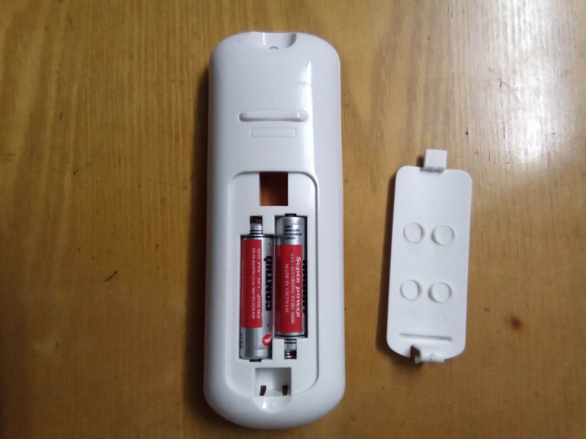 Điều khiển điều hoà sam sung.