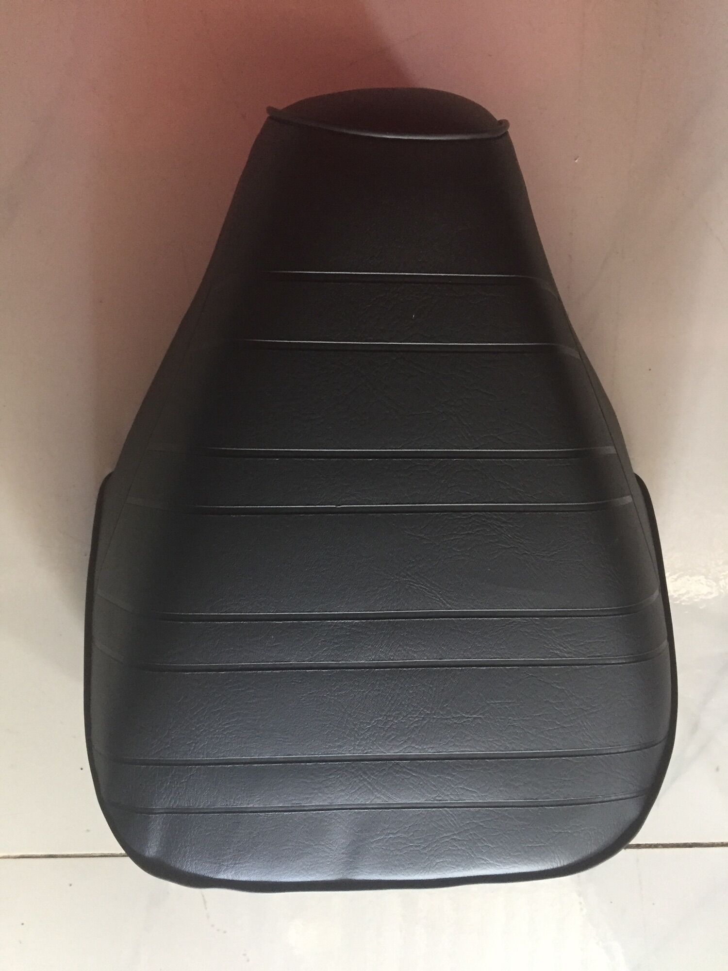 Yên ngồi trước cúp 81