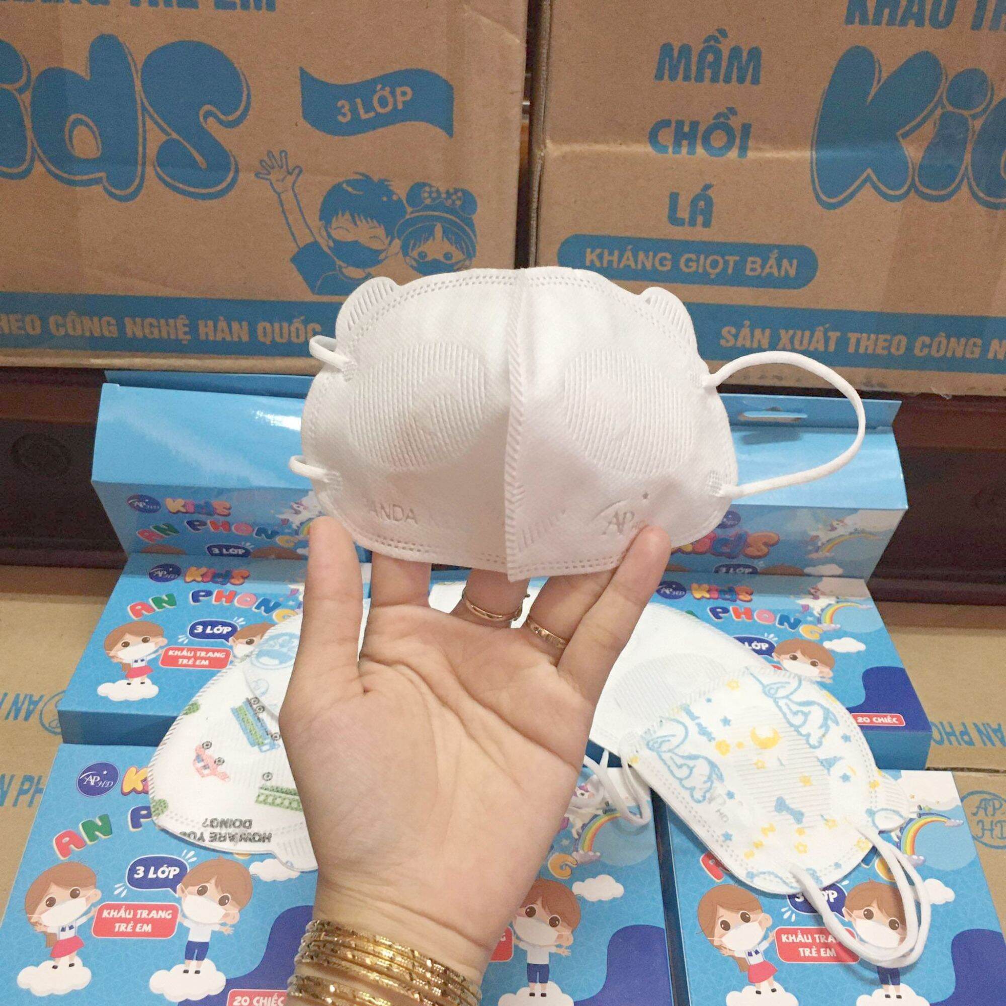 COMBO 100CÁI KHẨU TRANG MẦM CHỒI LÁ CHO BÉ