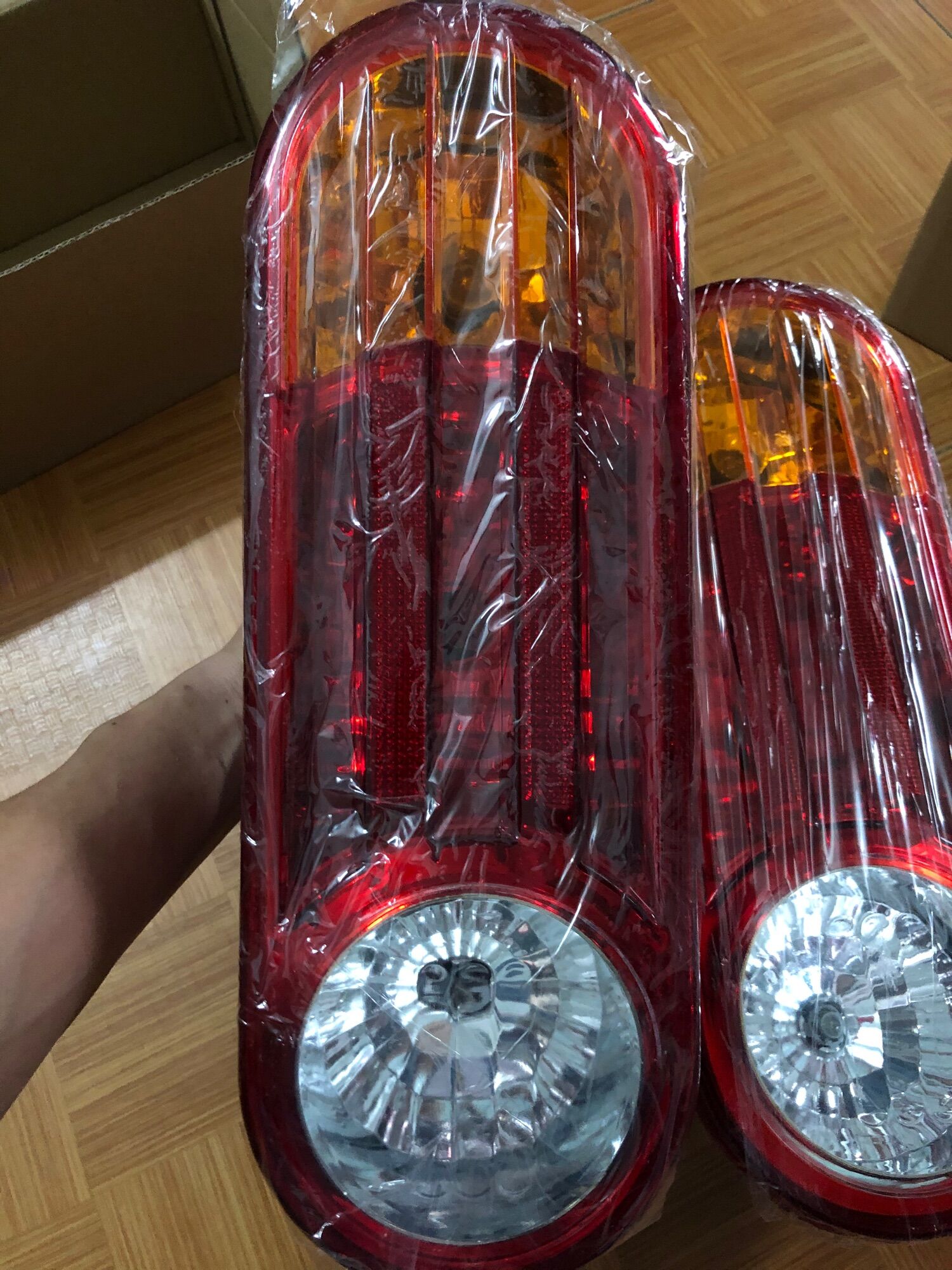 Đèn hậu xe tải Huyndai porter