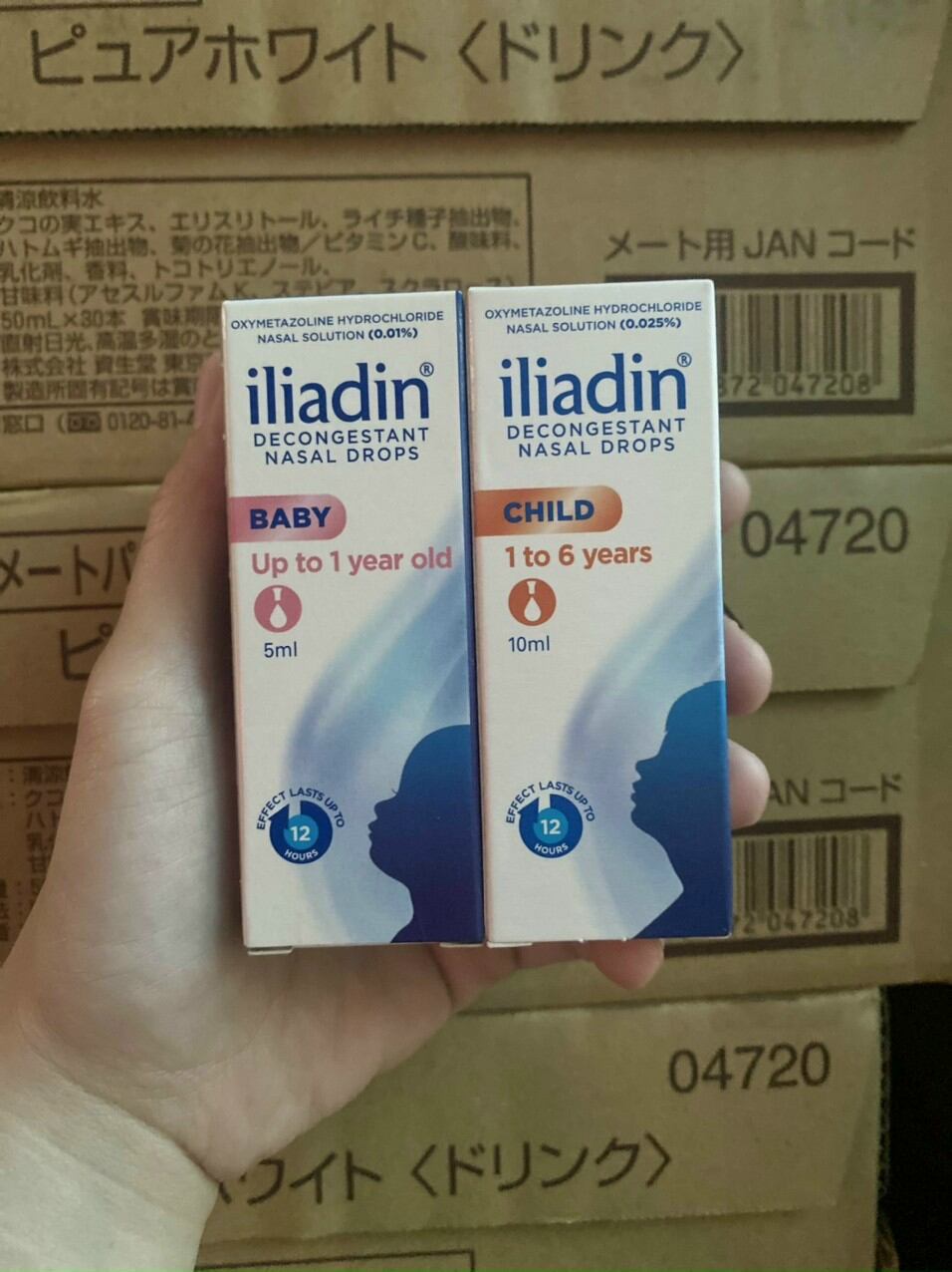 Nhỏ mũi Iliadin cho bé