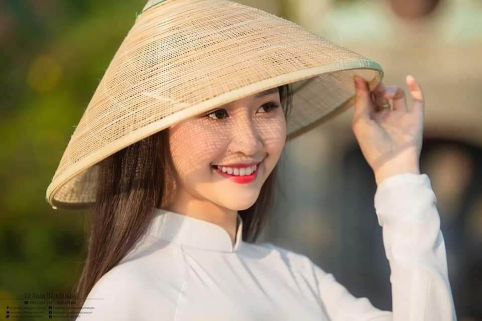 Nón chụp ảnh kỉ yếu nón đan thưa lh 0984694688