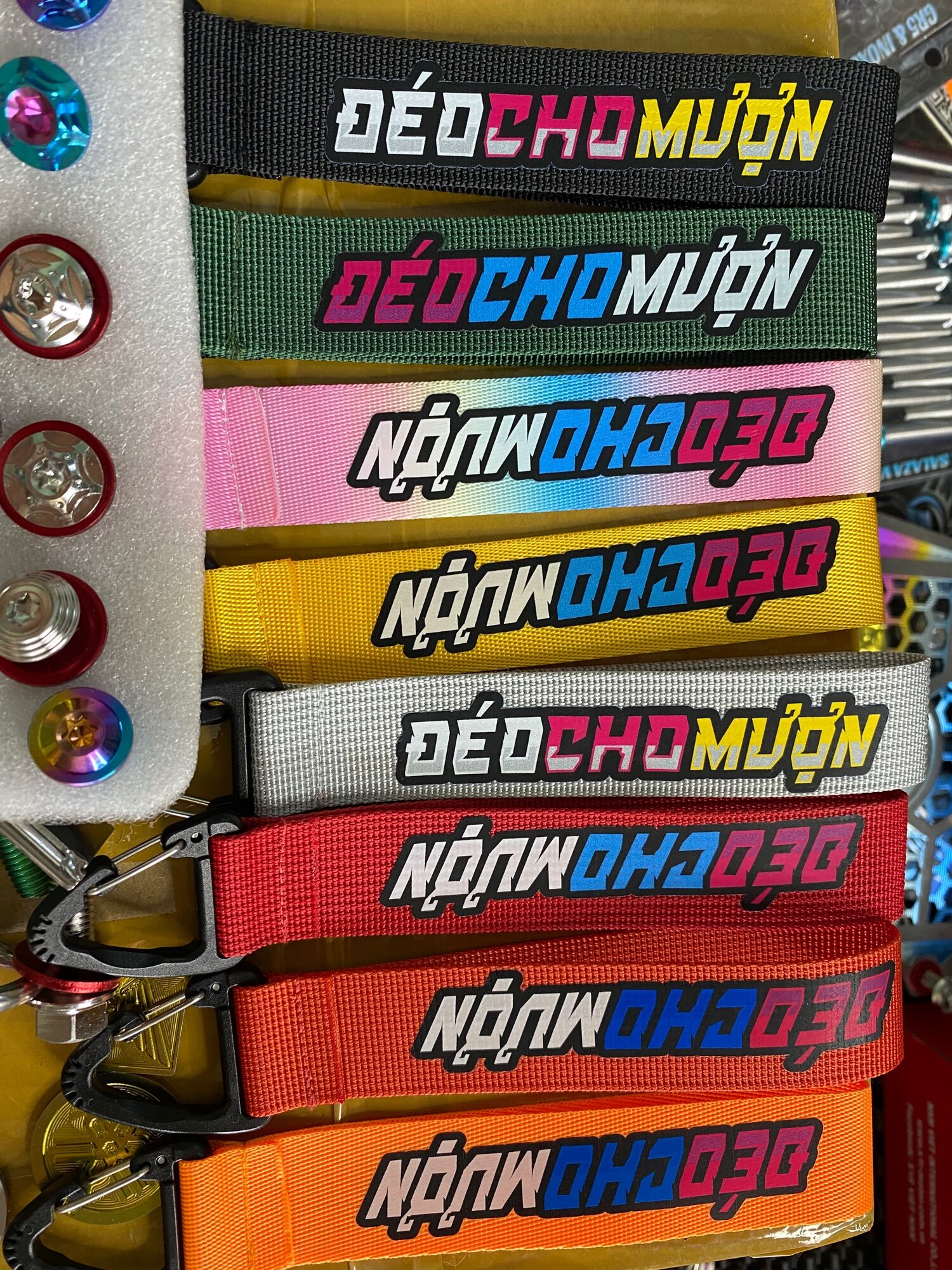 Combo 2 dây Móc khoá đéocho mượn/ còn cái nịt