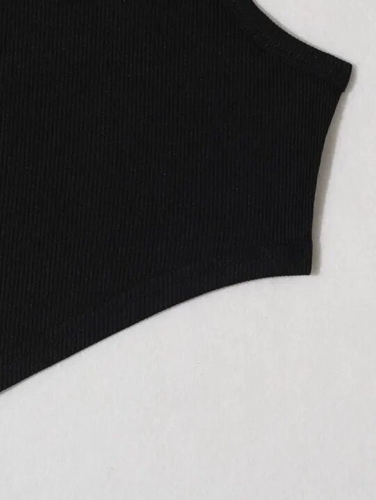 Áo croptop cổ tròn sát nách tà nhọn