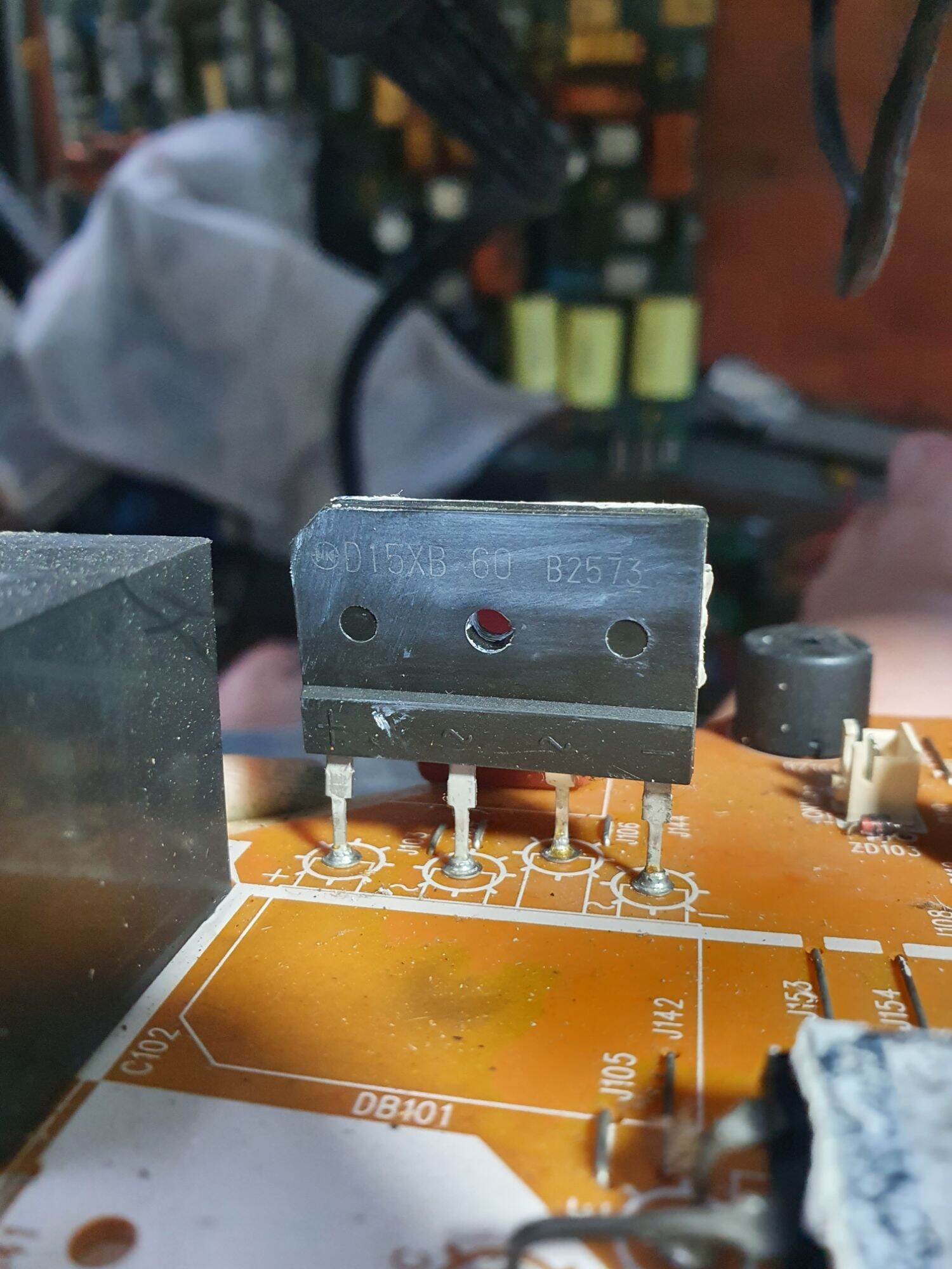 Cầu diode tháo máy