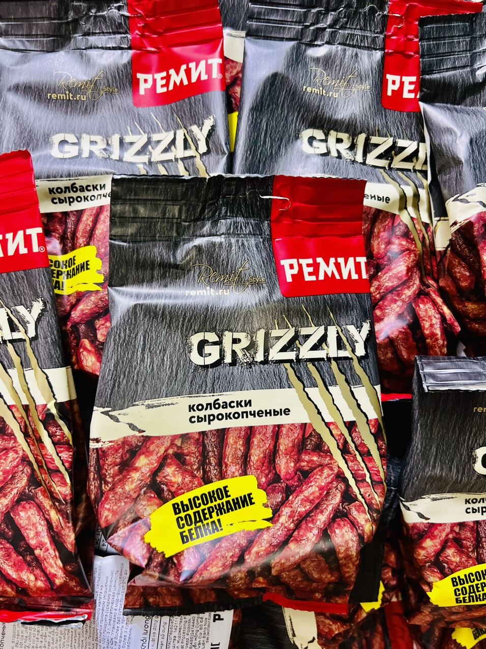 Salami 100g que Grizzly nhập khẩu Nga