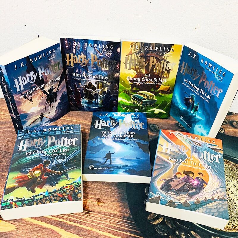 Harry Porter 7 Tập + tặng bookmark